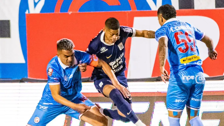 Alianza Lima venció por la mínima a Deportivo Garcilaso con gol de Paolo Guerrero.