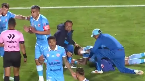 Así quedó Pablo Erustes tras el codazo que recibió de Garcés.