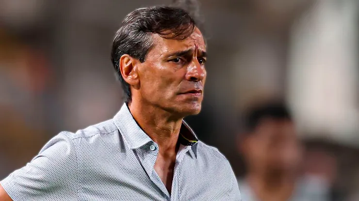 Fabián Bustos.