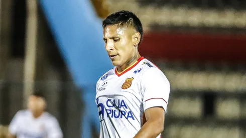Raúl Ruidíaz debutó con Atlético Grau.