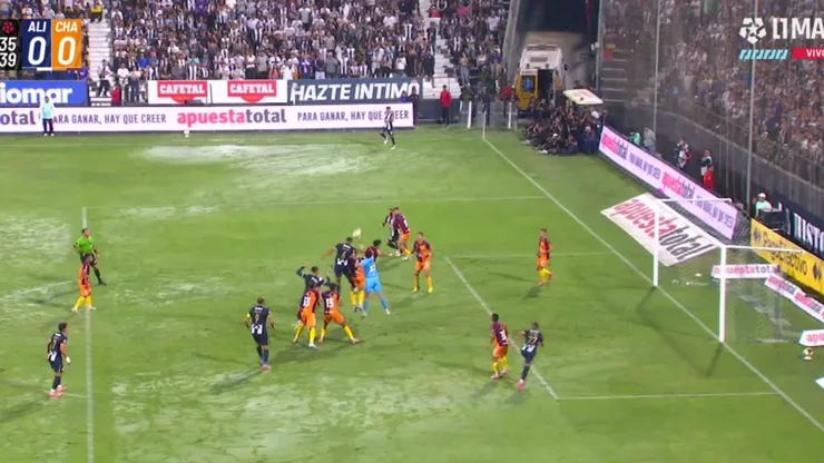 El VAR anuló el 1-0 de Kevin Quevedo en el Alianza Lima vs. Los Chankas.