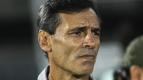 Fabián Bustos hizo su debut con victoria en Paraguay.