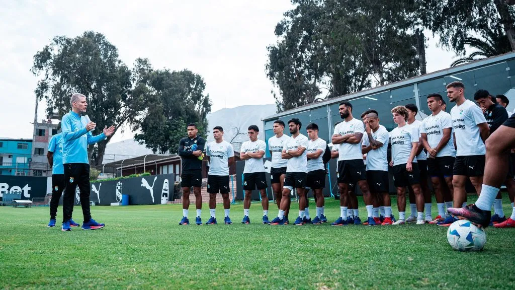 Paulo Autuori dirigiendo en Sporting Cristal. @ClubSCristal