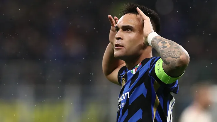 Lautaro Martínez es el argentino con más goles en la historia del Derby della Madonnina, con nueve tantos, superando a leyendas como Diego Milito y Attilio Demaría.