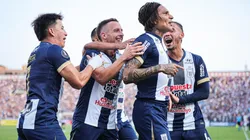 Paolo Guerrero y su festejo por sus primeros goles con Alianza Lima en Copa Libertadores.