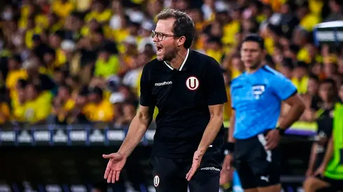 Manuel Barreto y Universitario.