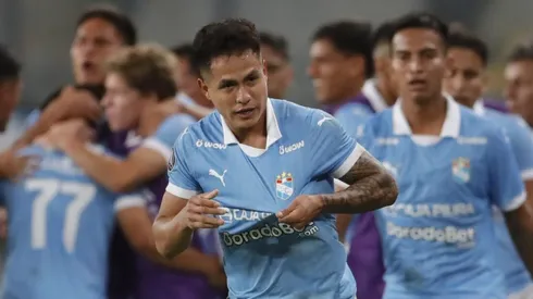 Jesús Pretell no podrá jugar hoy en Sporting Cristal ante Cerro Porteño.