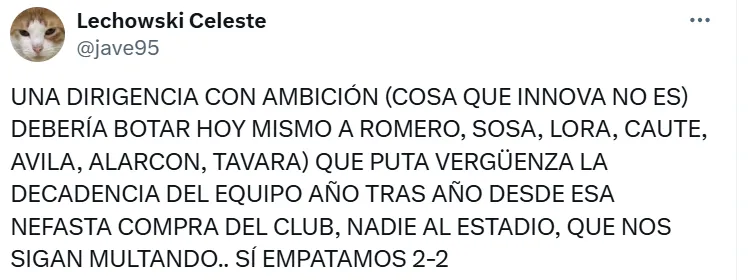 Hinchas de Cristal piden la salida de Ávila. (Foto: Captura de pantalla X)