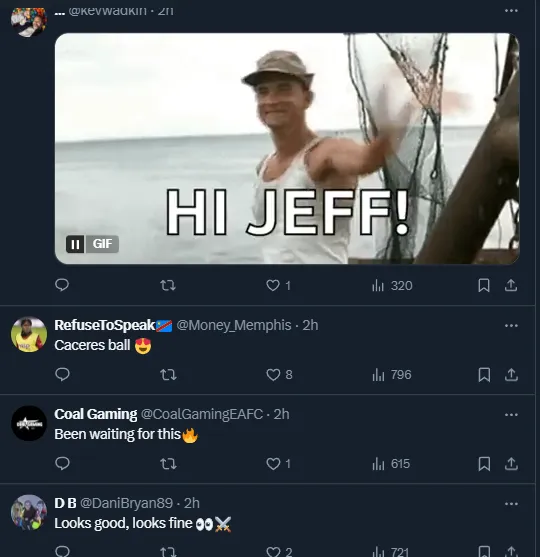 Los hinchas, enloquecidos con Cáceres (X).