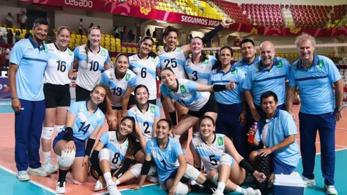 Regatas Lima venció 3-0 a Universitario en la primera semifinal de la Liga Peruana de Vóley 2023.