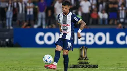 Pablo Ceppelini en Copa Libertadores con Alianza Lima.