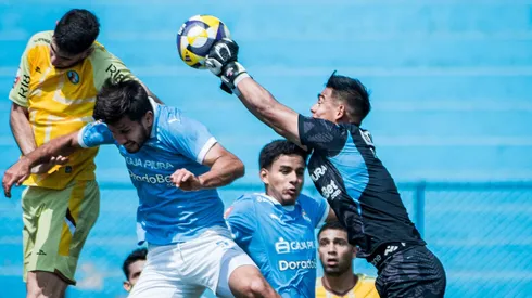 Sporting Cristal vs. Juan Pablo II.