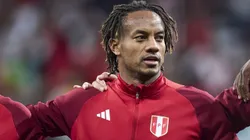 André Carrillo vistiendo la indumentaria de la Selección Peruana.
