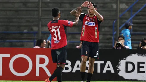 Óscar Ibáñez y el goleador de la Selección Peruana.