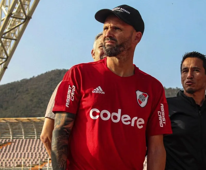 Ariel Michaloutsos en River Plate. (Foto: X).