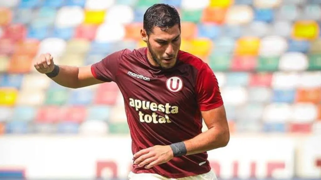 Marco Saravia, ex futbolista de Universitario (X).