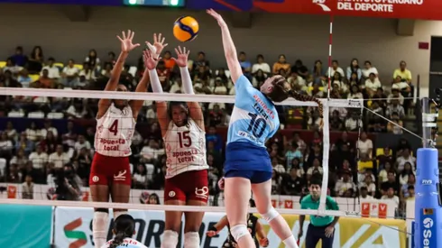 Universitario se volverá a encontrar con Regatas Lima en la semifinal de vuelta.