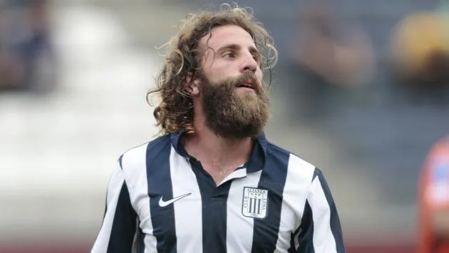 Juan Diego Gonzáles Vigil en Alianza Lima. (Foto: X).