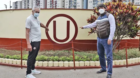 Universitario con Gregorio Pérez y Jean Ferrari.