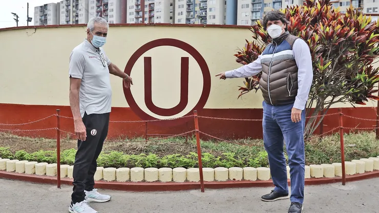 Universitario con Gregorio Pérez y Jean Ferrari.