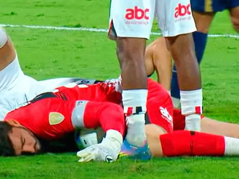 Brutal imagen: arquero Rafael cayó con la cabeza al suelo y quedó inconsciente en Alianza Lima vs. Sao Paulo