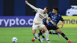 Horacio Calcaterra y Patrik Mercado en el partido de Independiente del Valle vs Universitario en la Copa Libertadores 2025.