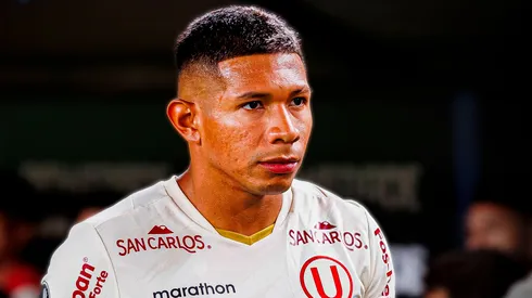 Universitario sigue último, pero lucha aún por clasificar.