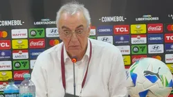 Jorge Fossati, entrenador de Universitario, en conferencia de prensa.