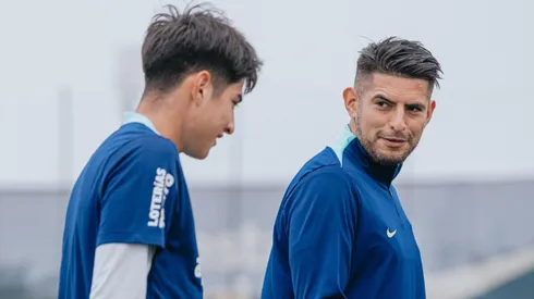 Carlos Zambrano protagonizó emotivo momento junto a su hijo en EGB.