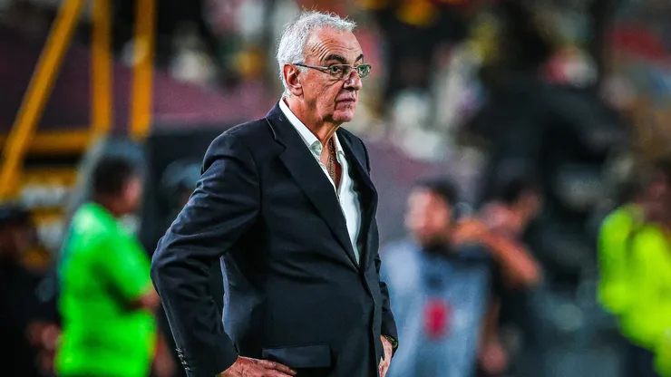 Jorge Fossati fue de los más cuestionados por los hinchas de Universitario.