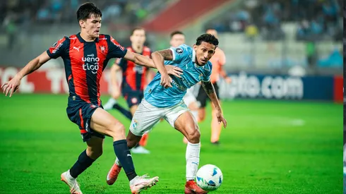 Sporting Cristal (0-1) Cerro Porteño por Copa Libertadores.