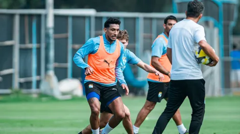 Jugadores de Sporting Cristal entrenando en La Florida.