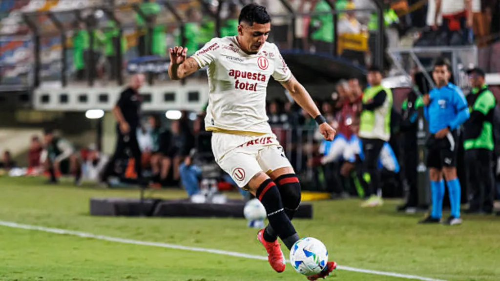 César Inga en Universitario