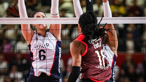 Universitario vs. San Martín.