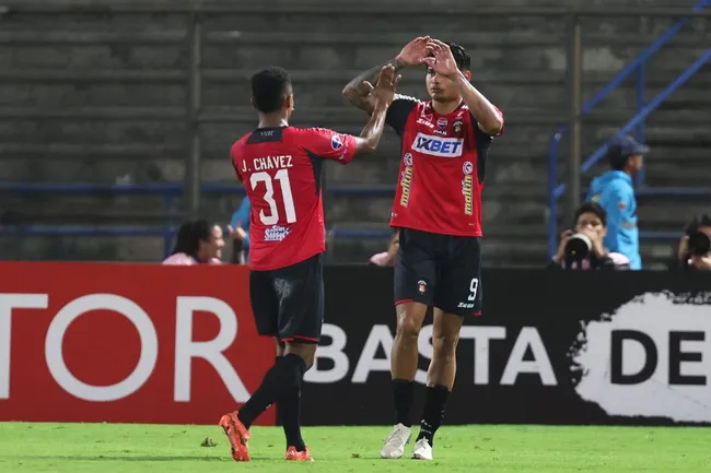 Jeriel de Santis jugando la Copa Sudamericana.  (Photo by Edilzon Gamez/Getty Images)