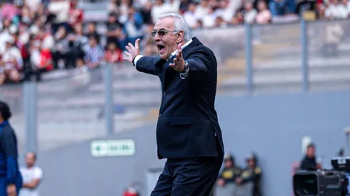 Jorge Fossati, entrenador de Universitario.