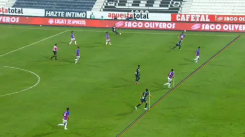 El polémico trazo en el gol anulado a Matías Succar.