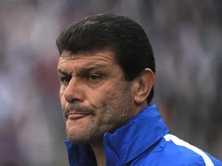 Gustavo Roverano como técnico. (Foto: X).