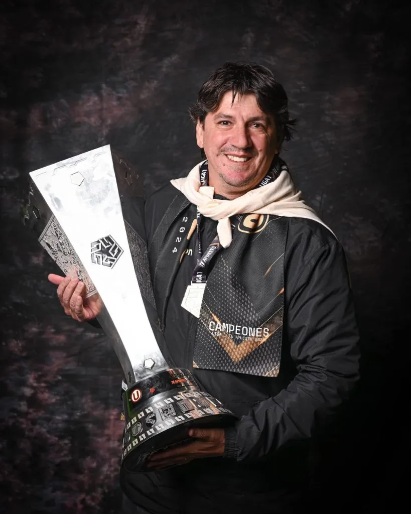 Jean Ferrari celebrando campeonato. (Foto: Liga 1).