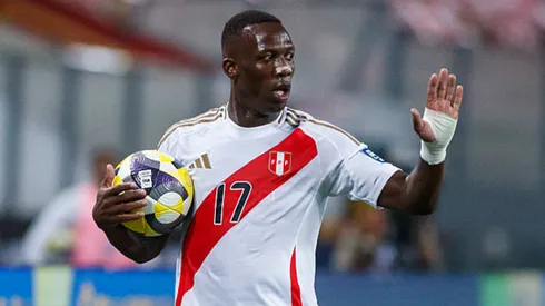 Luis Advíncula visitó a un equipo grande peruano.