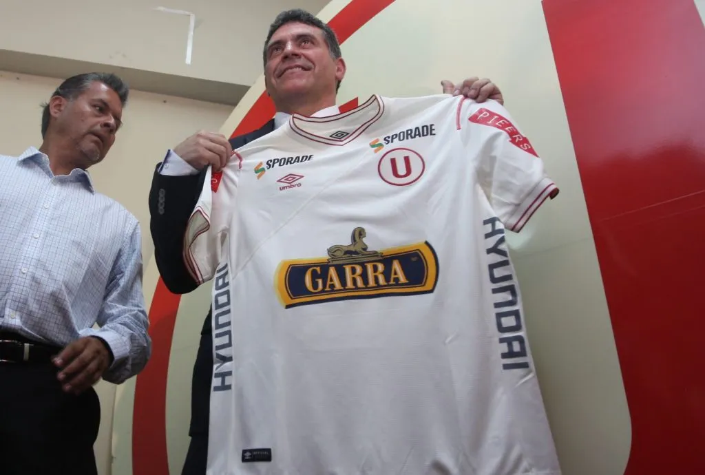 Luis Fernando Suárez en Universitario. (Foto: X).