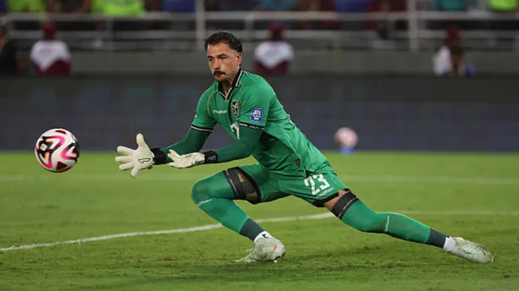 Guillermo Viscarra hizo blooper y culparon a Alianza Lima.