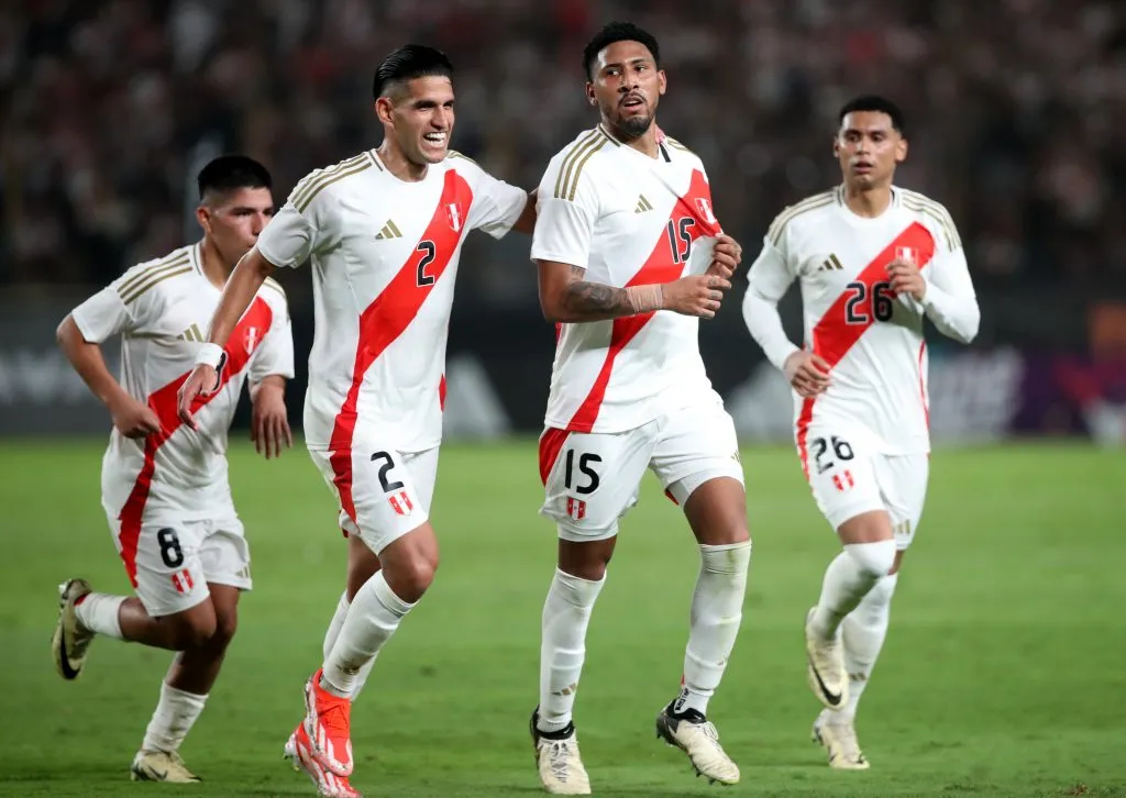 Jesús Castillo jugando en la Selección Peruana. (Photo by Raul Sifuentes/Getty Images)