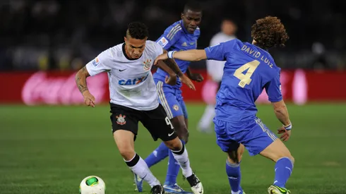 Paolo Guerrero vs. Chelsea en el Mundial de Clubes.