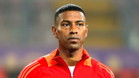 Miguel Araujo con la camiseta de la Selección Peruana.