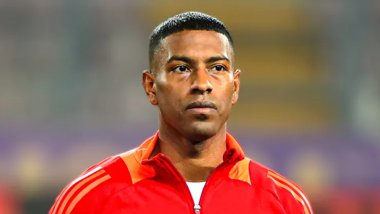 Miguel Araujo con la camiseta de la Selección Peruana.