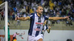 Hernán Barcos, delantero de Alianza Lima.
