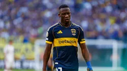 Luis Advíncula, defensor de Boca Juniors.