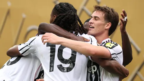 Kenan Yildiz celebrando con la Juventus.