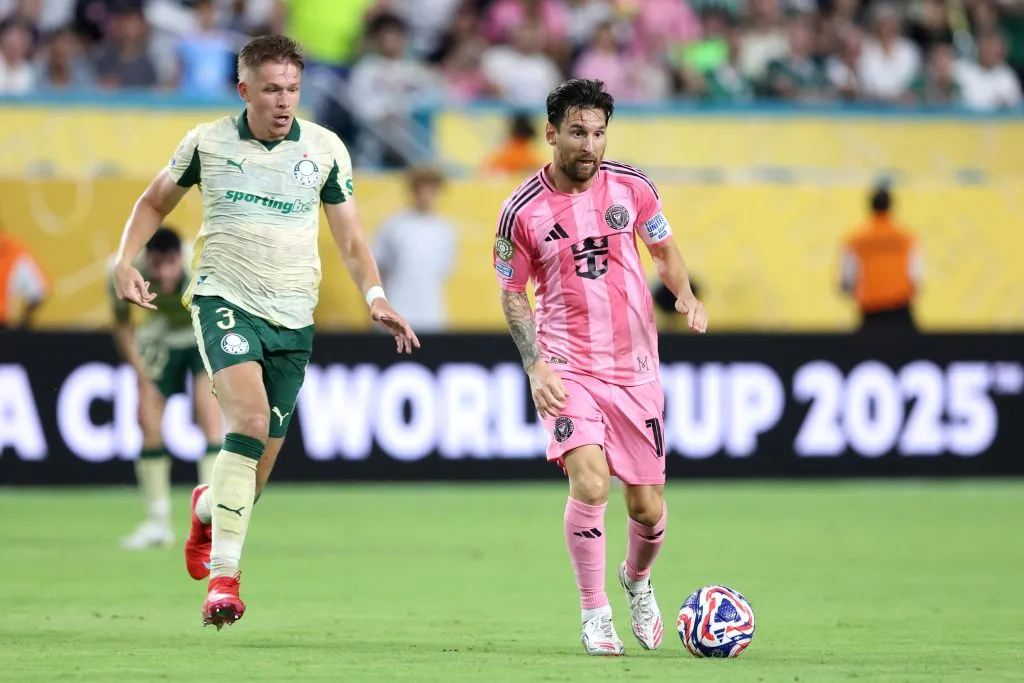 Lionel Messi vs. Palmeiras (Foto: Getty).